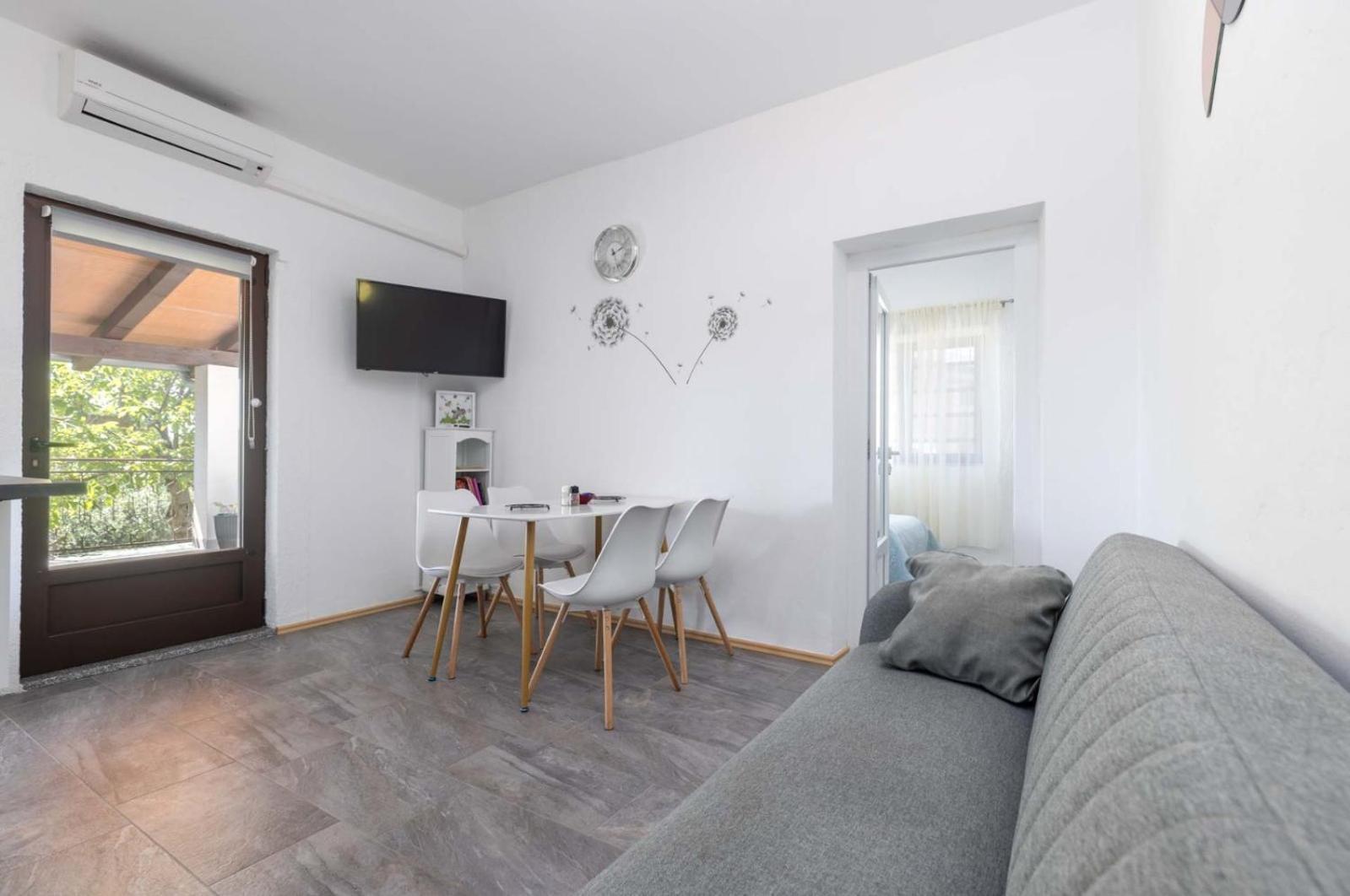 Apartament Dvi Ulike *