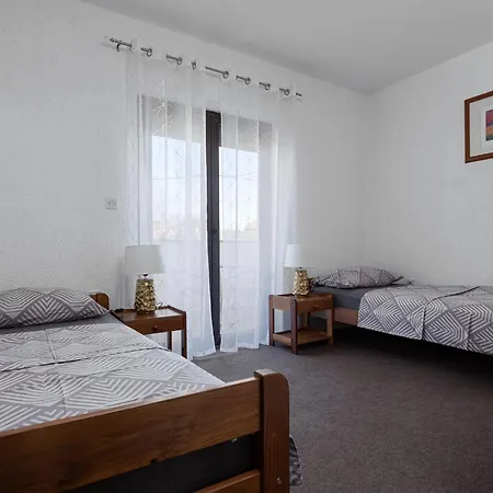 Apartament Dvi Ulike Labinci Zewnętrze zdjęcie