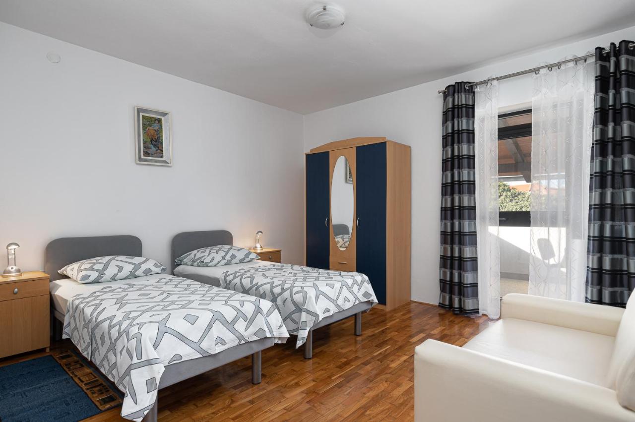 Dvi Ulike Apartment *
